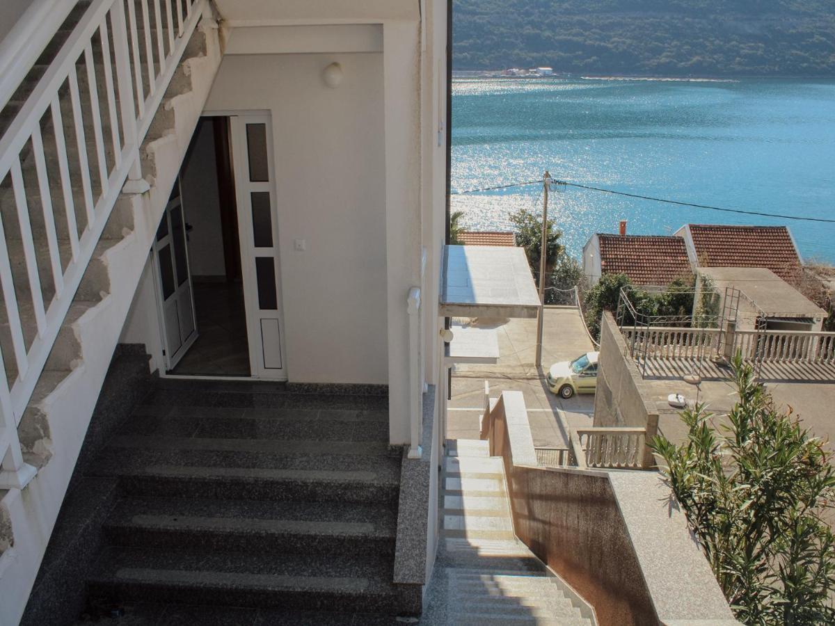 Apartments And Rooms Mato Неум Екстериор снимка