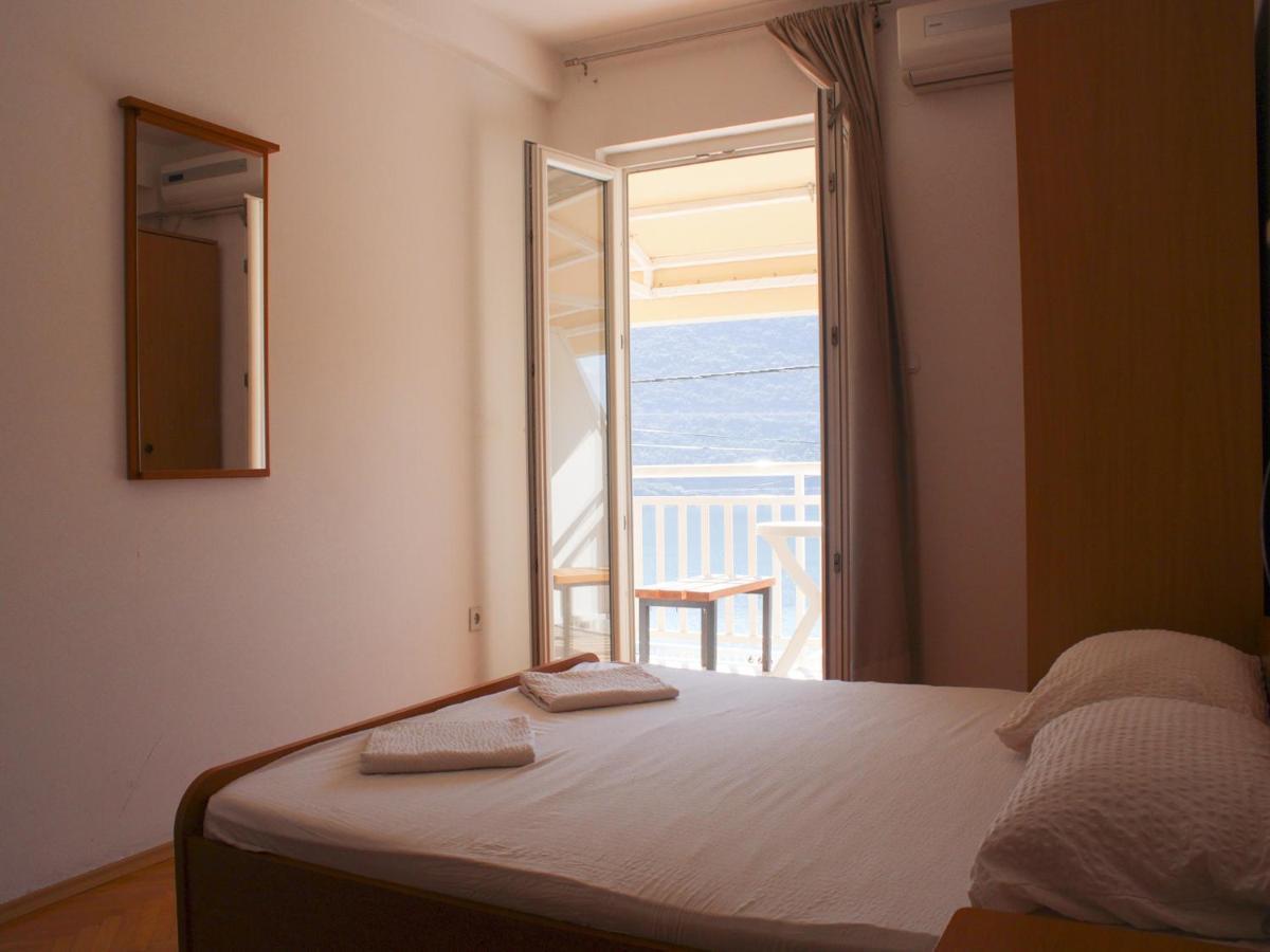 Apartments And Rooms Mato Неум Стая снимка