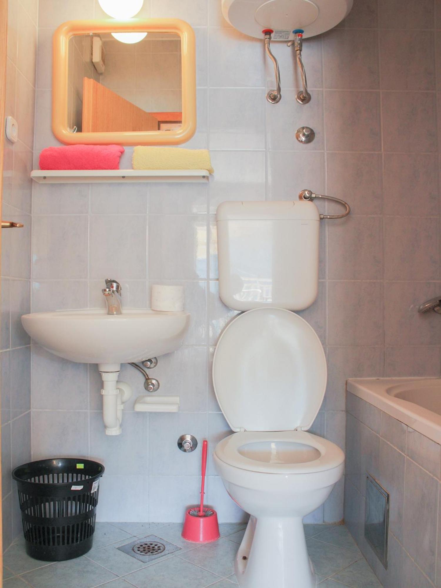 Apartments And Rooms Mato Неум Стая снимка